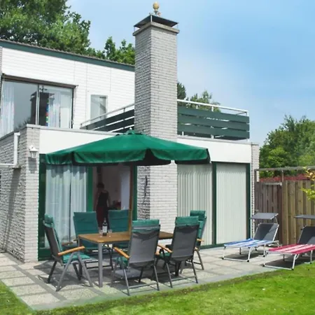 Holiday home Veermansplaat 25 - Noordzeepark Not For Companies!!