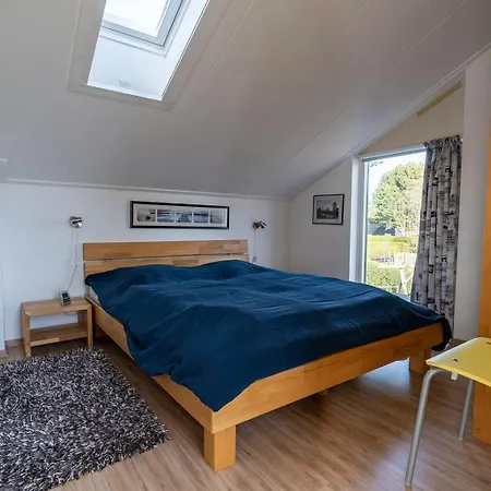 Veermansplaat 25 - Noordzeepark Not For Companies!! * Ouddorp