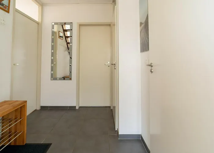 Veermansplaat 25 - Noordzeepark Not For Companies!! Ouddorp